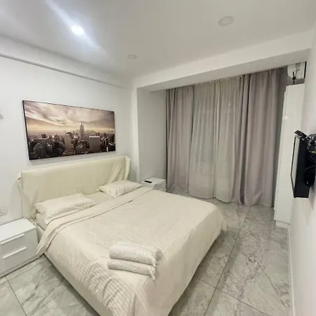 Central Home Chisinau Daire *