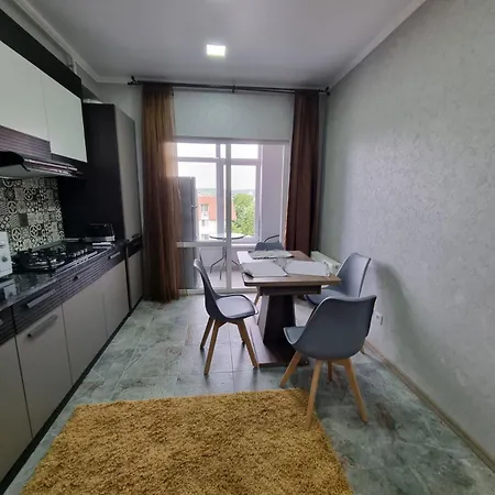Central Home Chisinau Daire